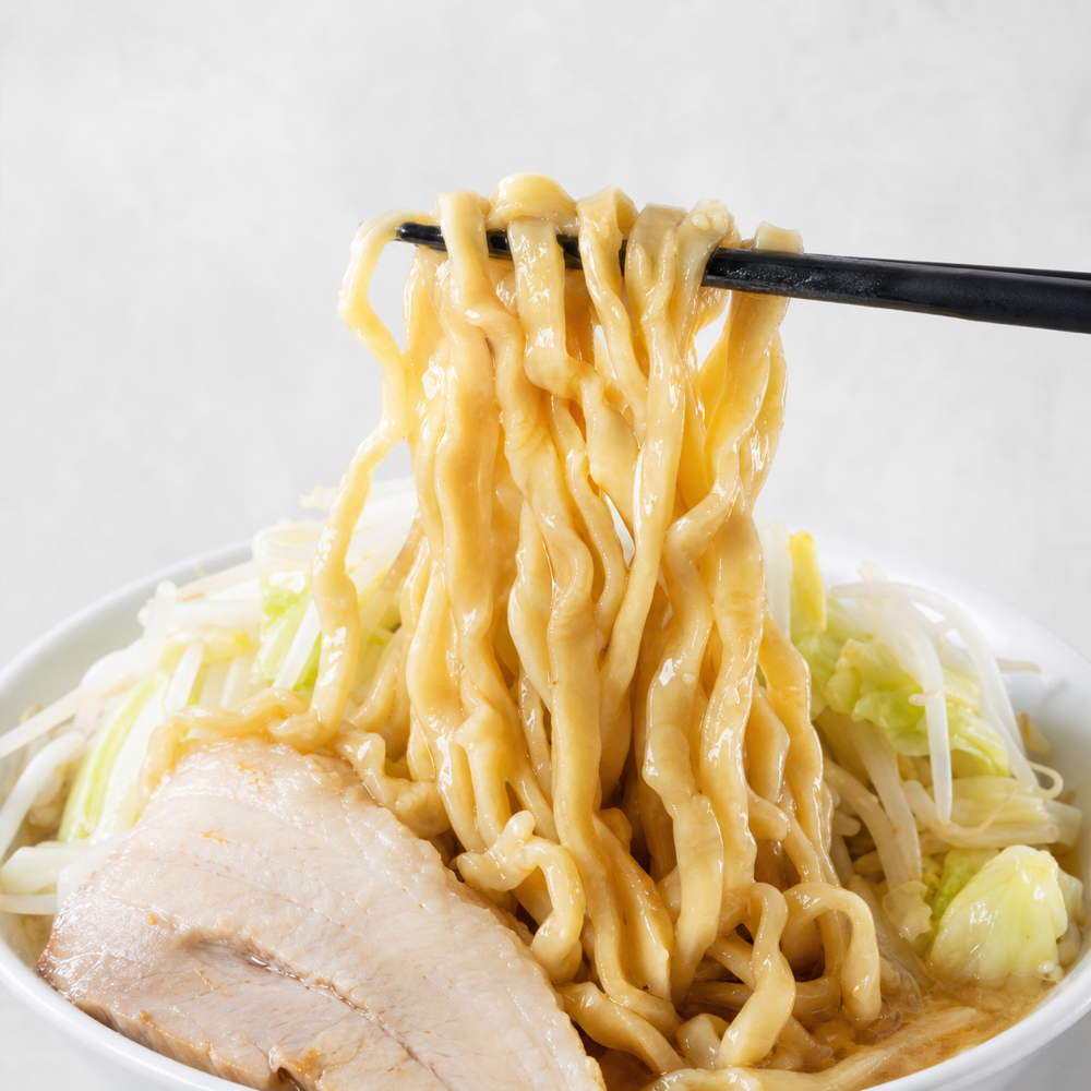 自家製の極太麺